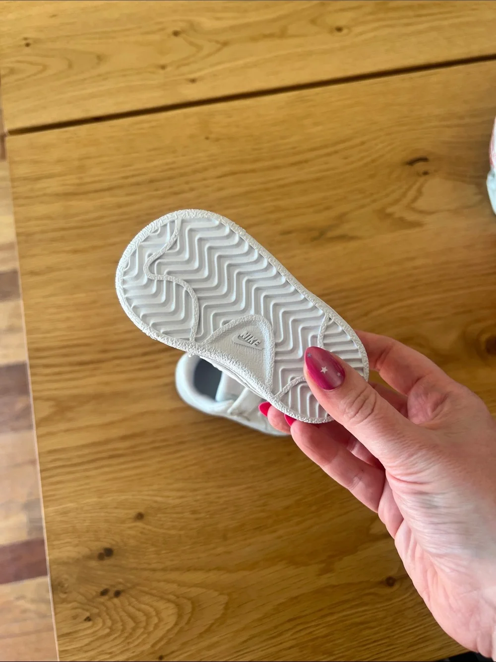 Nike Baby White Velcro Trainer Sneakers (Size 2 or newborn)